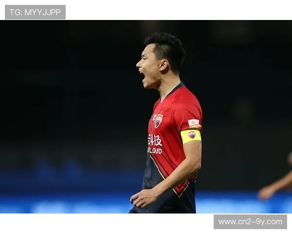 替补足球队长是谁 如何评选及其在球队中的重要性分析